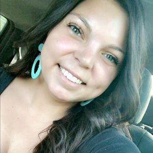 Meet your Posher, Amber